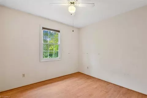 Bedroom - 944 Webb Loop, Madison, NC 27025 photo 5 of 8