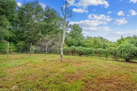 Exterior - 944 Webb Loop, Madison, NC 27025 photo 6 of 7