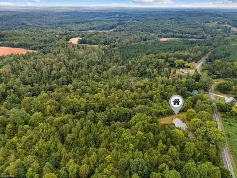 View/Area - 944 Webb Loop, Madison, NC 27025 photo 6 of 9