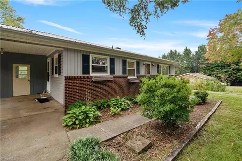 113 Glenn Ave, King, NC 27021 photo 11