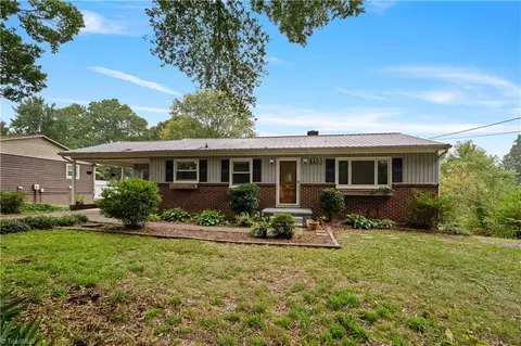 113 Glenn Ave, King, NC 27021 photo 5