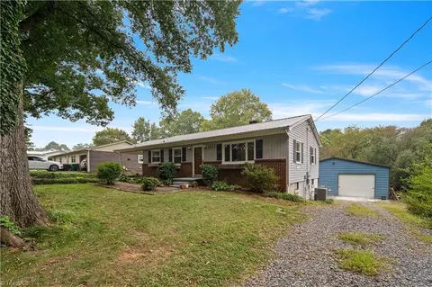 113 Glenn Ave, King, NC 27021 photo 10