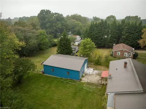 113 Glenn Ave, King, NC 27021 photo 7