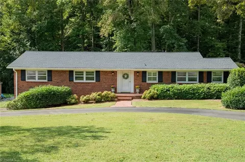 158 Jones Dr, Winston Salem, NC 27107