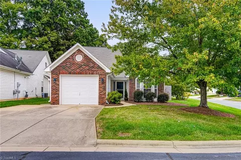 4400 River Forest Ln, Greensboro, NC 27409