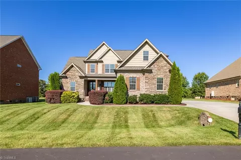 8215 Messenger Ct, Stokesdale, NC 27357