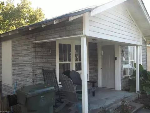 213 Emma St, Thomasville, NC 27360