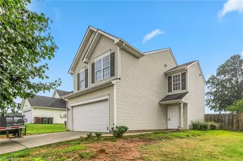 1103 Quinlan Dr, Greensboro, NC 27406