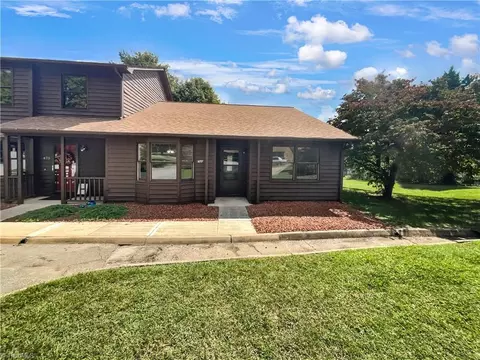 477 James Ct, High Point, NC 27265