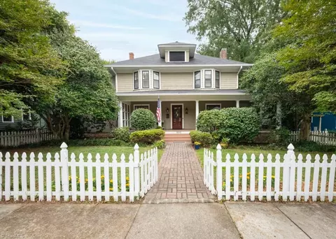808 Cypress St, Greensboro, NC 27405