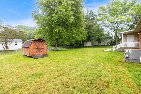 3813 Rolling Rd, High Point, NC 27265 photo 25