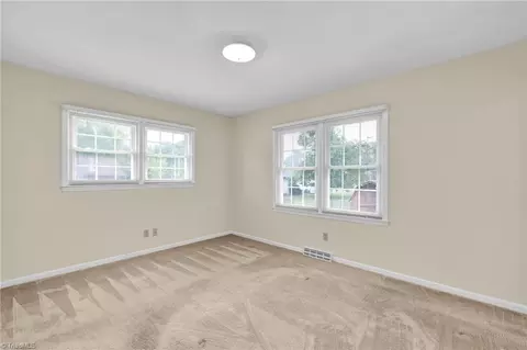 3813 Rolling Rd, High Point, NC 27265 photo 15