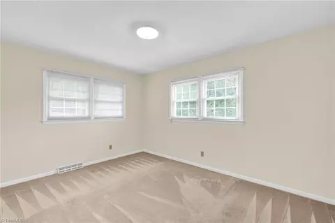 3813 Rolling Rd, High Point, NC 27265 photo 18