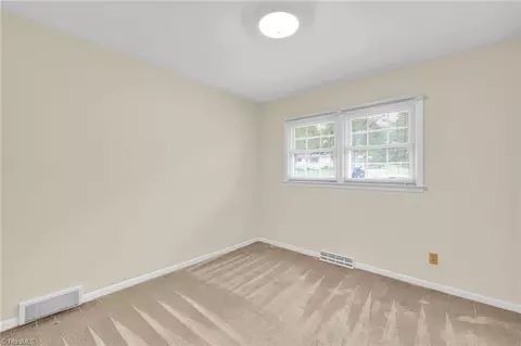 3813 Rolling Rd, High Point, NC 27265 photo 21