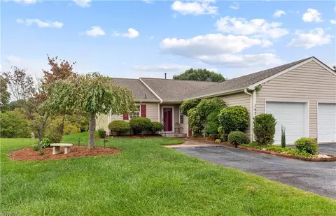 142 Troonsway Rd, Winston Salem, NC 27127