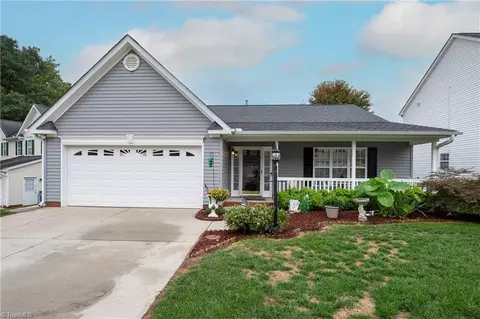 5049 Longmont Ct, Kernersville, NC 27284
