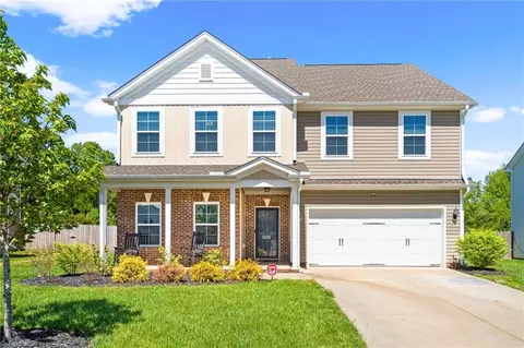 5111 Foxworth Dr, Greensboro, NC 27406
