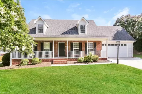 5101 Old Plantation Cir, Winston Salem, NC 27104