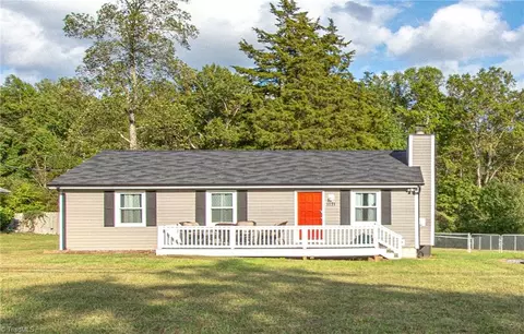 1171 Salem Lake Rd, Winston Salem, NC 27107