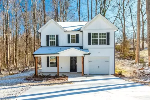 4364 Forest Manor Dr, Trinity, NC 27370