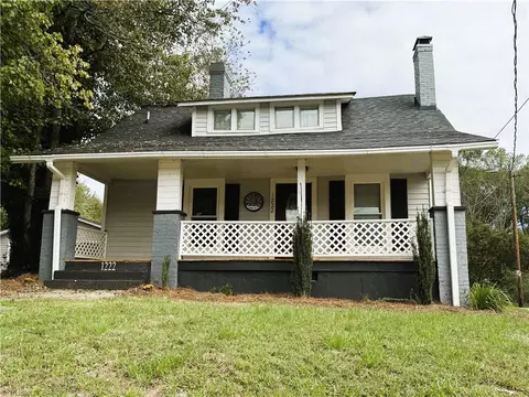 1222 Hinshaw St, North Wilkesboro, NC 28659