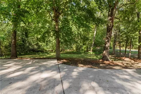 519 Shadybrook Rd, High Point, NC 27265 photo 38