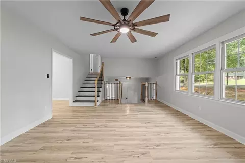 519 Shadybrook Rd, High Point, NC 27265 photo 6
