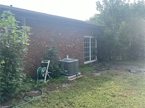 Exterior - 5590 Merle Dr, Trinity, NC 27370 photo 5 of 11