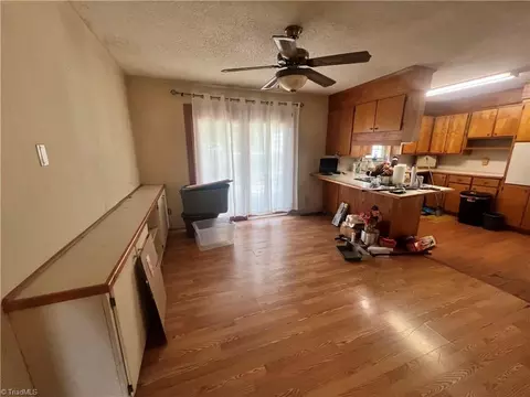 Living - 5590 Merle Dr, Trinity, NC 27370 photo 1 of 3
