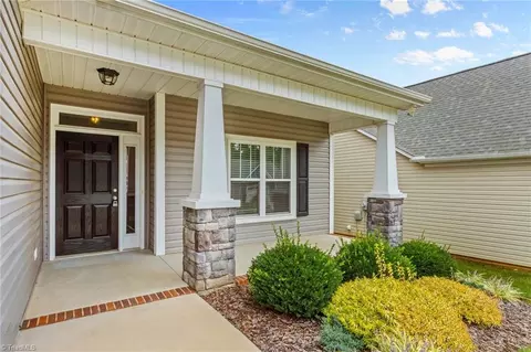 526 River Birch Dr, Salisbury, NC 28146 photo 3