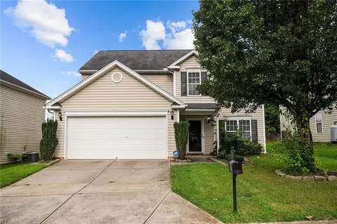 5016 Liberty Hall Cir, Winston Salem, NC 27106