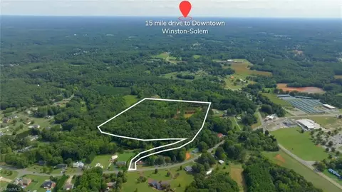 730 Mountain View Rd, King, NC 27021 photo 3