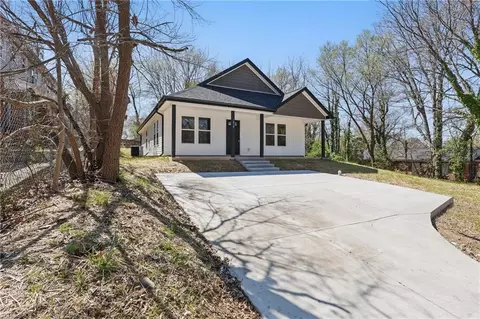 Exterior - 1410 Commerce Ave E, High Point, NC 27260 photo 2 of 5