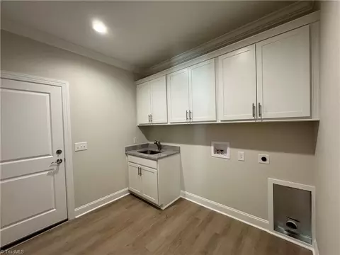 498 Longleaf Dr, West End, NC 27376 photo 17