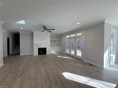498 Longleaf Dr, West End, NC 27376 photo 3