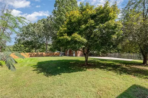 Exterior - 2207 Stadium Dr E, Eden, NC 27288 photo 4 of 4