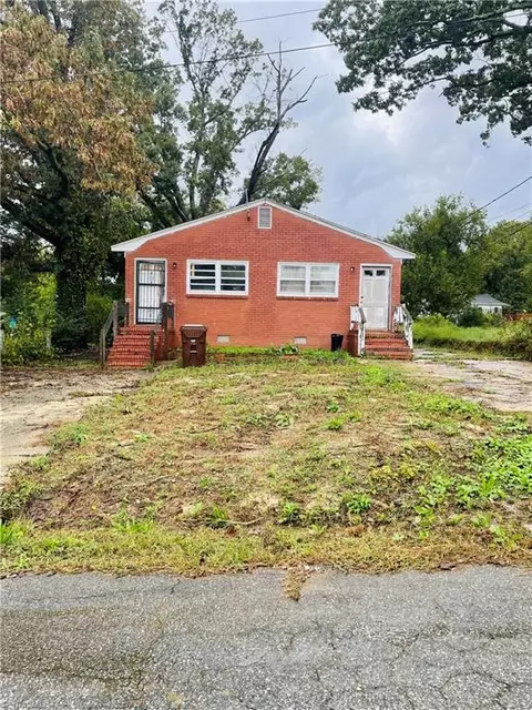 1028 Grace St, High Point, NC 27260
