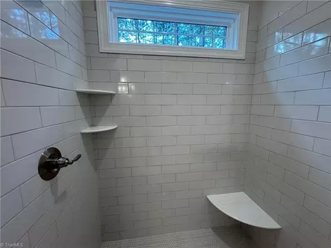 504 Longleaf Dr, West End, NC 27376 photo 7