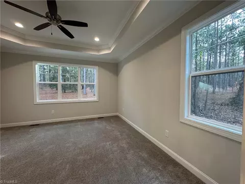 504 Longleaf Dr, West End, NC 27376 photo 9