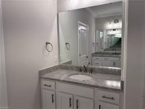 504 Longleaf Dr, West End, NC 27376 photo 3