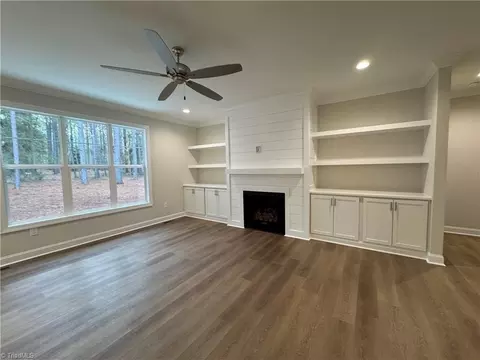 504 Longleaf Dr, West End, NC 27376 photo 17
