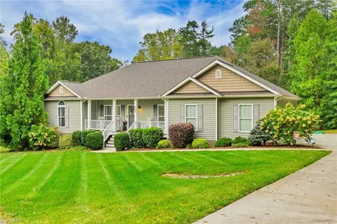 335 Timberwolf Ln, Salisbury, NC 28147 photo 5