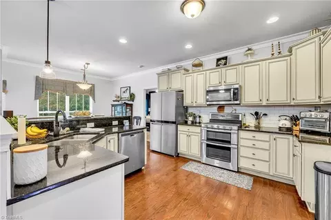 335 Timberwolf Ln, Salisbury, NC 28147 photo 3