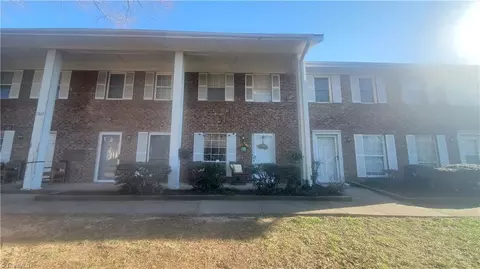 1303 Meadowview Rd #F, Greensboro, NC 27403