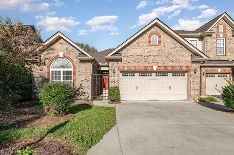 301 Southlake Ct, Lexington, NC 27295