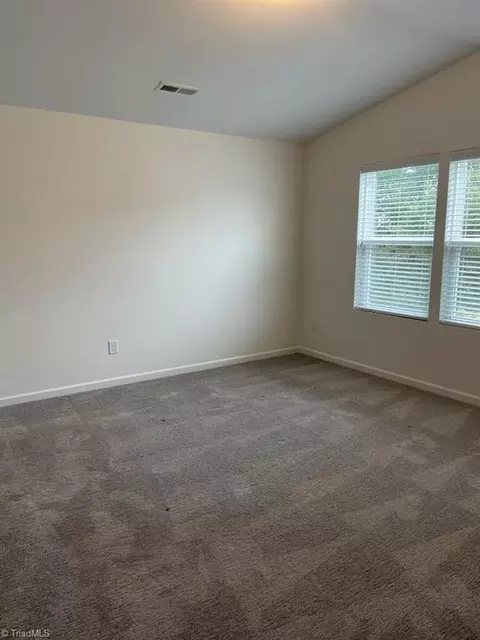 429 Sandybrooke Dr, High Point, NC 27265 photo 7
