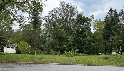 00 Gwyn Ave, Elkin, NC 28621