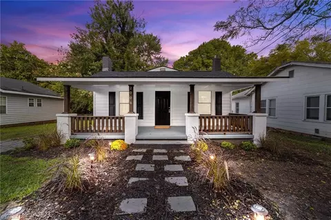 2006 Rotary Dr W, High Point, NC 27262