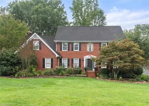 3803 Buncombe Dr, Greensboro, NC 27407