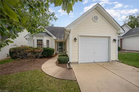 4428 River Forest Ln, Greensboro, NC 27409